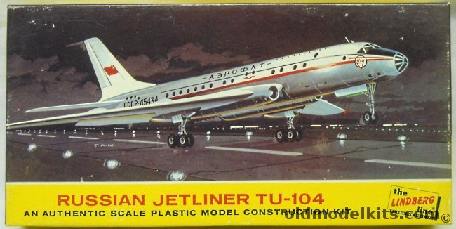 Lindberg 1/175 Tupolev Tu-104 Aeroflot, 413-60 plastic model kit